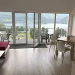 Royal Town Luxury With Panoramic View Wake Up To Breathtaking Lake Views And Pure Tranquility