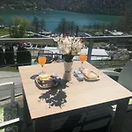 Lägenhet Royal Town Luxury With Panoramic View Wake Up To Breathtaking Lake Views And Pure Tranquility *