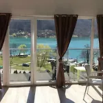 Royal Town Luxury With Panoramic View Wake Up To Breathtaking Lake Views And Pure Tranquility *