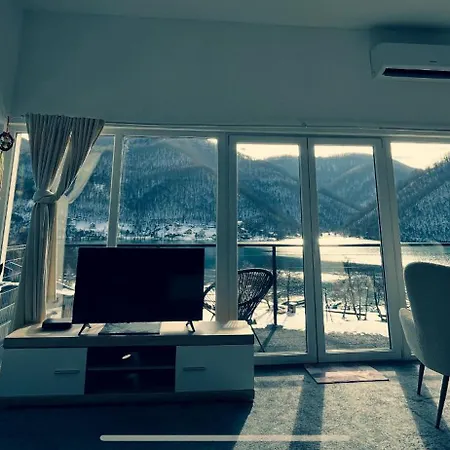 Royal Town Luxury With Panoramic View Wake Up To Breathtaking Lake Views And Pure Tranquility Apartamento