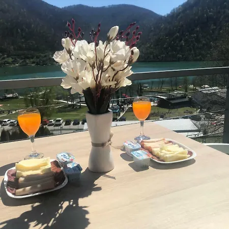 Royal Town Luxury With Panoramic View Wake Up To Breathtaking Lake Views And Pure Tranquility